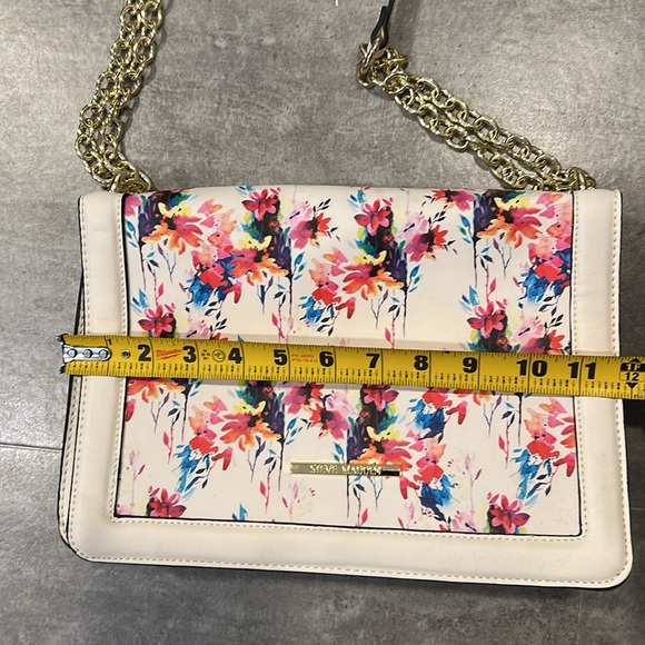 Steve Madden Floral Shoulder Bag - Picture 3 of 10